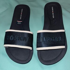 Tommy Hilfiger Navy Slides - NWOT - Size 7.